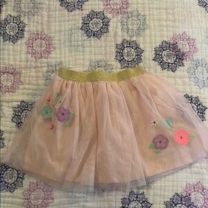 Pink skirt with tulle overlay & flowers. Great condition, size 3t